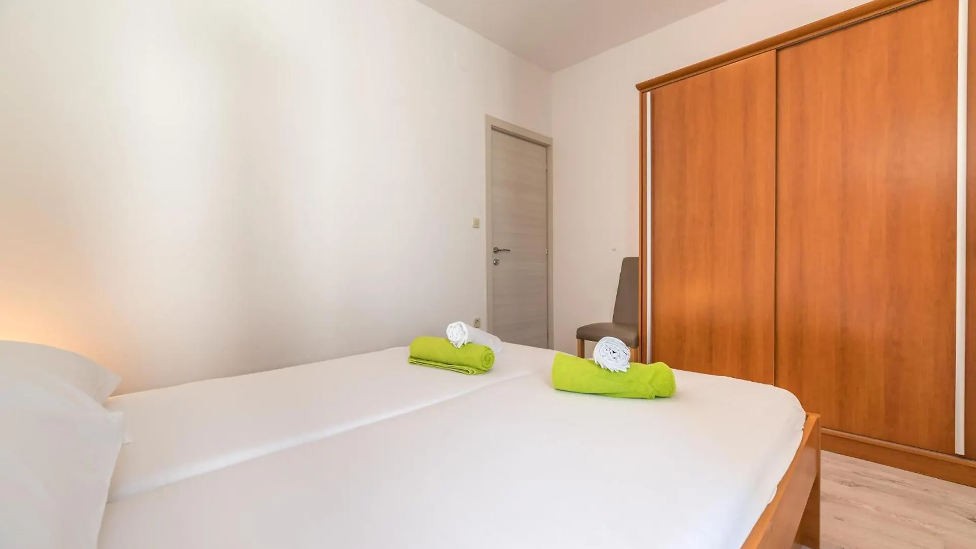 Apartment Mirjana  Baska (Krk)